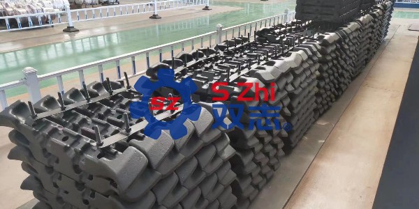 刮板輸送機(jī)的刮板一般磨損多少毫米要更換？_河南雙志